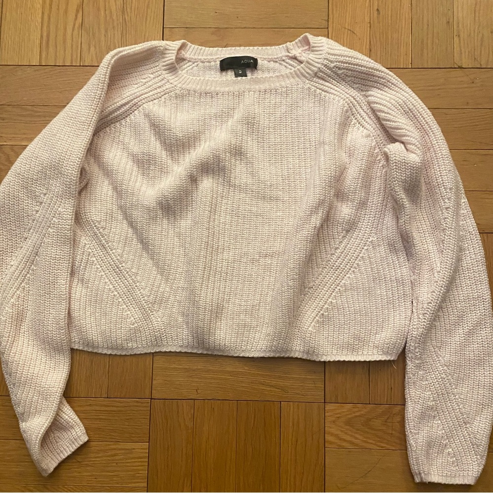 Aqua (bloomingdales) light pink sweater